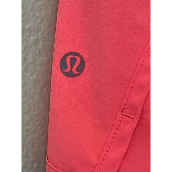 LULULEMON Speed Up Shorts - Picture 5 of 8